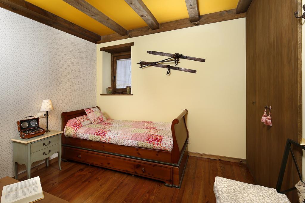 Apartamento Amets De Aran ビエルハ エクステリア 写真